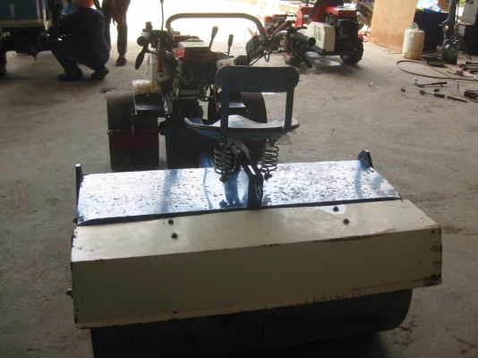 ขายรถบดหญ้า YANMAR YA70 พร้อมใช้งาน ขายรถบดหญ้า YANMAR YA70 พร้อมใช้งาน