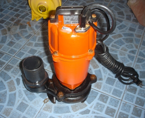 ขายปั๊มแช่ซาวาดะสำหรับน้ำเสีย รุ่น AQ3-22580S 750วัตต์