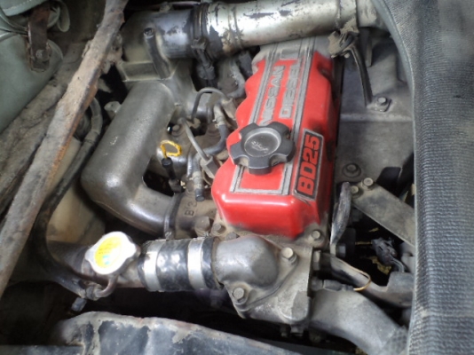 ขายรถตู้ URVAN E23