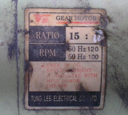 Sell> มอเตอร์เกียร์ 0.5 แรง รอบ 15:1 ไฟ 3 เฟส มีหลายตัวครับ