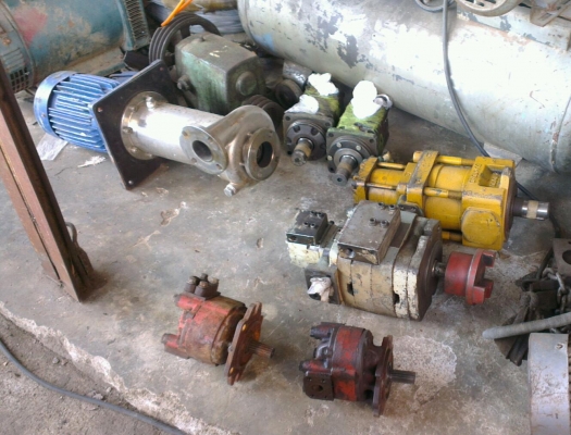 Sell> ปั้มไฮโดรลิค มีหลายขนาด หลายตัวครับ