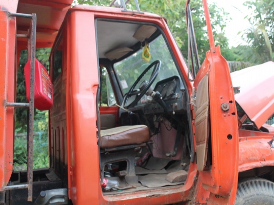 นิสสัน6ล้อใหญ่ ยางคู่หน้าใหม่เครื่อง6PDของนิสสัน แซสซีใหญ่เบรคลมดันพวงมาลัยเพาเวอร์ นิสสัน6ล้อใหญ่ ยางคู่หน้าใหม่เครื่อง6PDของนิสสัน แซสซีใหญ่เบรคลมดันพวงมาลัยเพาเวอร์