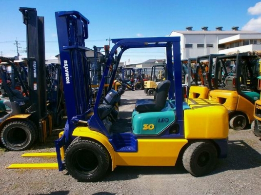 KOMATSU FD30HT-12ขนาด3ตัน เครื่องดีเซล รถนำเข้าสวยๆ