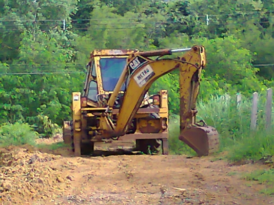 รถ CAT 428B แบบ 4WD รถสวย พร้อมใช้งาน มีทะเบียน