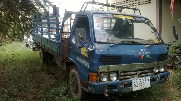 ขาย6บรรทุกเครื่อง 100 แรง ขาย6บรรทุกเครื่อง 100 แรง