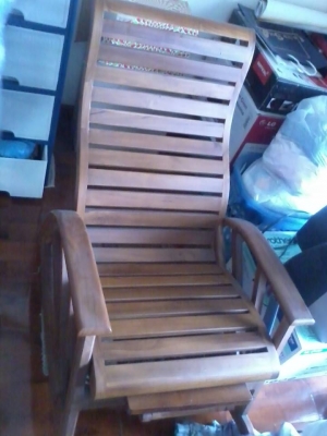 ขายโต๊ะไม้สัก อย่างดี ซื้อมาไม่เคยใช้เลยครับ