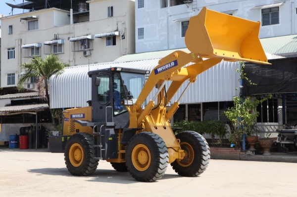 รถตักใหม่ขนาด 2 คิวยี่ห้อ WORLD W136 แกร่งเหนือใคร ราคาสุดคุ้ม คุณภาพที่เราคัดสรรมาอย่างดี รับประกันให้ 1 ปีพร้อมเปลี่ยนถ่านน้ำมันเครื่องให้ 2 ครั้ง รถตักใหม่ขนาด 2 คิวยี่ห้อ WORLD W136 แกร่งเหนือใคร ราคาสุดคุ้ม คุณภาพที่เราคัดสรรมาอย่างดี รับประกันให้ 1 ปีพร้อมเปลี่ยนถ่านน้ำมันเครื่องให้ 2 ครั้ง