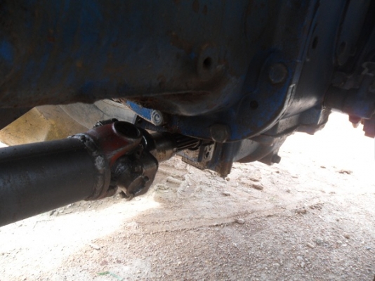 ขายแล้ว ขอบคุณเสี่ยกร บ้านส้มโอ  รถไถฟอร์ด6640คาราโร่ 5น๊อต เครื่องดี เกียร์/ท้ายดี  แต่สีไม่สวย ดันหน้า/หาง7 ตามสภาพ