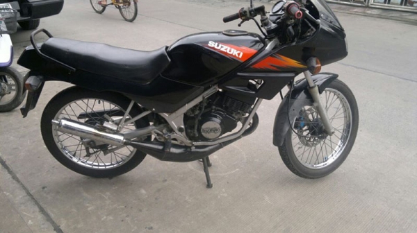 Susuki rgv 150 จรวจทางเลียบกริ๊ปๆ 10000 บาท