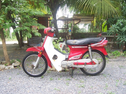 ดรีมคุรุสภาสีแดง ทะเบียน+เอกสารโอนครบ เดิมๆถูกๆ