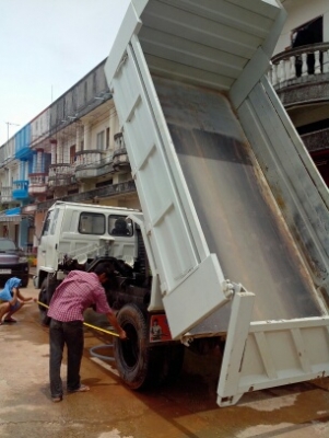 Isuzu Rocky 165 ดั้มเครื่อง 6BD1 ยาง825ขอบ 20 ห้างแท้กะบะยาว 4 เมตร ช่วงล้อ 4.15 เมตร Isuzu Rocky 165 ดั้มเครื่อง 6BD1 ยาง825ขอบ 20 ห้างแท้กะบะยาว 4 เมตร ช่วงล้อ 4.15 เมตร