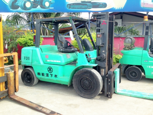 ***จัดหนักจัดเต็มอีกหนึ่งคัน***MITSUBISHI FD40 เสา3เมตรฟูฟรี ***จัดหนักจัดเต็มอีกหนึ่งคัน***MITSUBISHI FD40 เสา3เมตรฟูฟรี