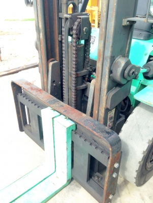 ***จัดหนักจัดเต็มอีกหนึ่งคัน***MITSUBISHI FD40 เสา3เมตรฟูฟรี ***จัดหนักจัดเต็มอีกหนึ่งคัน***MITSUBISHI FD40 เสา3เมตรฟูฟรี