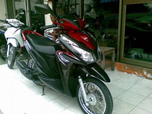 ขายถูก Click 125 i รุ่นใหม่ล่าสุด ปี 2555 รถสวยๆ