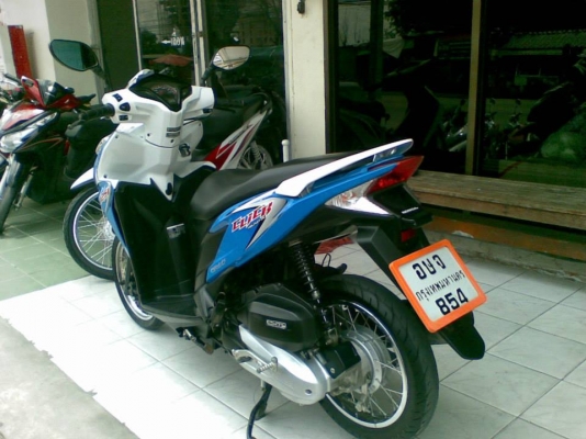 ราคาถูกๆ Click 125 i รุ่นใหม่ล่าสุด ปลายปี 2555 รถเพียง 7 เดือน ราคาถูกๆ Click 125 i รุ่นใหม่ล่าสุด ปลายปี 2555 รถเพียง 7 เดือน