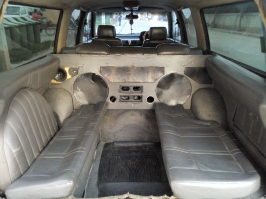 ขายด่วน ขายถูกครับ อีซูซุ สี่ประตูแวน ใช้งานดีมาก