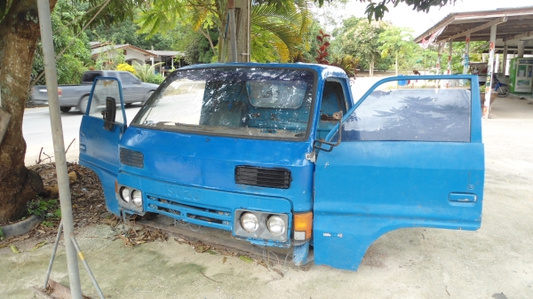 หัวรถ อีซูซุ Ks