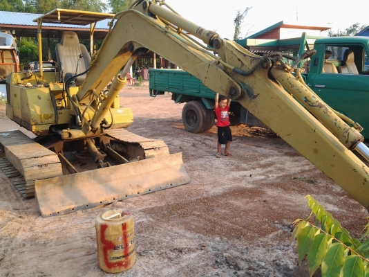 Komatsu PC40-5 มัดจำแล้วครับ100,000 บาท โดยเจ๋ปุ๋ย นนทบุรี ขอขอยคุณครับ Komatsu PC40-5 มัดจำแล้วครับ100,000 บาท โดยเจ๋ปุ๋ย นนทบุรี ขอขอยคุณครับ