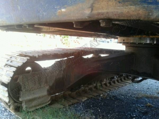 รถแบคโฮ ยี่ห้อ KOMATSU PC60 รุ่น5