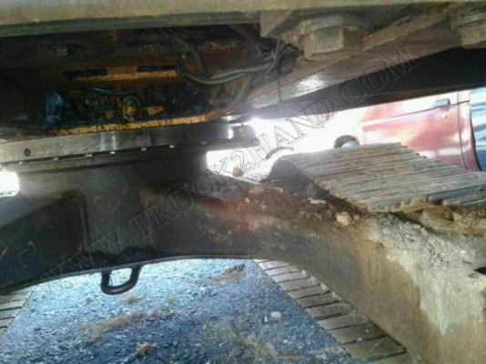 รถแบคโฮ ยี่ห้อ KOMATSU PC60 รุ่น5