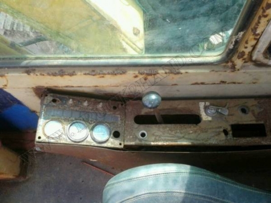 รถแบคโฮ ยี่ห้อ KOMATSU PC60 รุ่น5