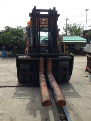 *** เพิ่งลงตู้สดๆๆ ร้อนๆๆ เลยค่า *** TCM FD80-9 เสา 3.5 เมตร รถสภาพสวยปิ๊งงง ^__^ สนใจติดต่อได้ที่เบอร์ 083-0620223 ค่า