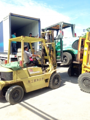 ***สิ้นเดือนนี้***จะมีรถโฟล์คลิฟท์เข้ามาอีก8ตู้ ขนาด0.9-23ตัน สนใจติดต่อ:083-062-0223