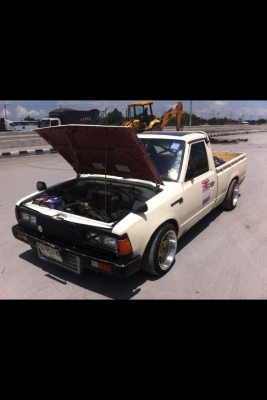 ขายดัสสัน 720 สี่ขอ สวย