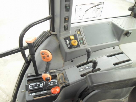 NEW HOLLAND 7840 นอกแท้