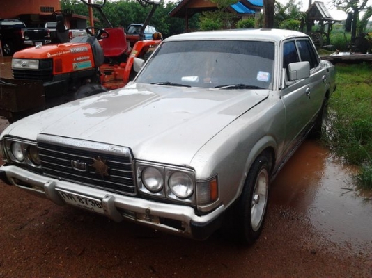 ขาย รถเก่าเก็บ คลาสสิค TOYOTA CROWN MS85 เครื่องใหม่ วางเครื่องดีเซล 2400 2LHERO(ลงเล่ม) แน่นแรง สีสวยมีแตกนิดๆบางจุด ภายในสวยคอนโซลครบ แอร์(ต้องเช็ค) ยางดี ล้อแม็กขอบ15" ปั้นนิดๆหน่อยๆ แจ่ม เท  เรโทรคาร์  พร้อมใช้งาน เอกสารครบ ราคาต่อรองได้เด้อ พี่น