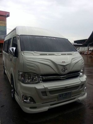 ขายรถตู้แต่ง vip เต็มคัน สนใจติดต่อ088-2344253 (K.สุพจน์)