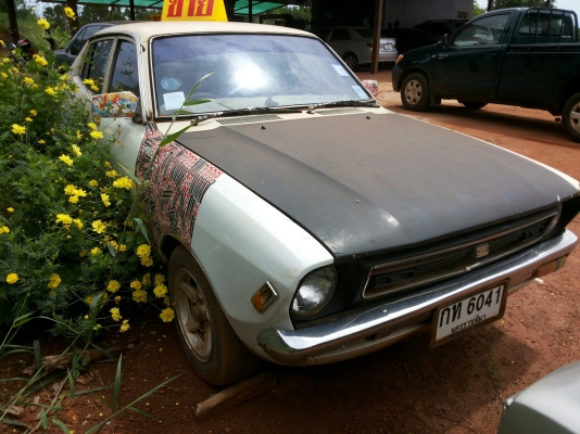 30,000 บ.ขาย คลาสสิคคาร์ DATSUN SUNNY B210/120Y เครื่องเดิมเกียร์เดิม สีหนา มีแตกมีลอก ภายในดี คอนโซลครบ แอร์มีระบบ ต้องเช็ค ยางดี4เส้น ปั้น หน่อย เท่เลย เอกสารครบทะเบียนเต็ม ราคาต่อรองได้เด้อ พี่น้องครับ