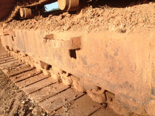 รถแบคโฮ KOBELCO  YN - 11   รถทำงาน 1x,xxx ซม.  สนใจติดต่อ 081 - 6079515