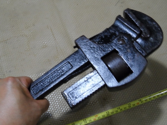 คอม้าDOWIDAT 24นิ้วครับ ย้ำ 24 นิ้ว นะครับ ตัวใหญ่เลยครับ