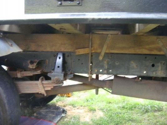 ขาย NPR 115 กระบะคาร์โก้ยาว 4.3 m คอกแป๊บ พร้อมใช้ 088-4501277