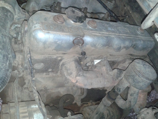 ขาย 6 ล้อ isuzu 85 แรง. เครื่องฟิตมาใหม่ แรง แน่น คัซซีสวย พร้อมโอน พร้อมใช้....