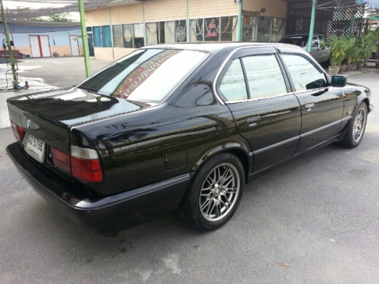 BMW 520 IA E34 เครื่องเจ เบาะไฟฟ้าคู่หน้า แก๊สLPGลงเล่ม