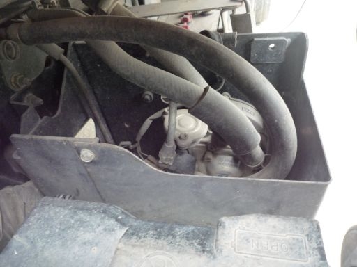 ขายเครื่องยนต์ 4JG2 - LPG แท้ 100\% ขายเครื่องยนต์ 4JG2 - LPG แท้ 100\%