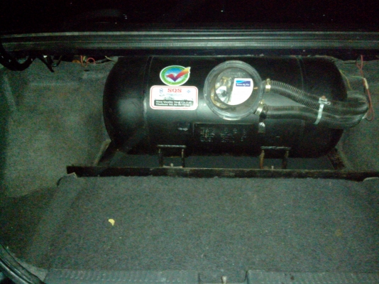 ขายท้ายเบนต์ ปี99 เกียร์ออโต้ ติดแก๊สLPG ลงเล่มแล้ว ขายท้ายเบนต์ ปี99 เกียร์ออโต้ ติดแก๊สLPG ลงเล่มแล้ว