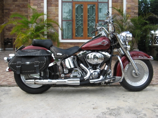 ขาย Heritage Softail Classic ปี 2000 ทะเบียนแท้ของแต่งเพรียบ ราคา 555,000