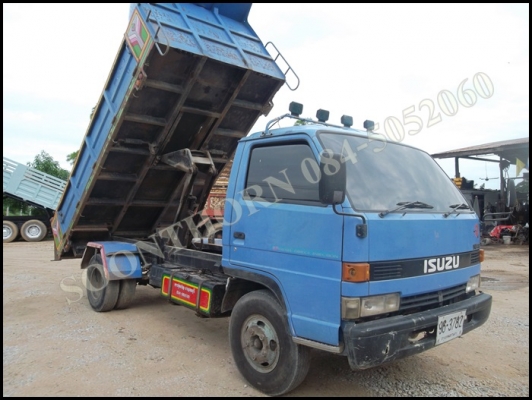 ขายด่วน รถบรรทุก 6 ล้อดั้ม ISUZU NPR66  120 แรง รถสภาพเดิมๆ สวยพร้อมใช้งาน ราคาสุดคุ้ม