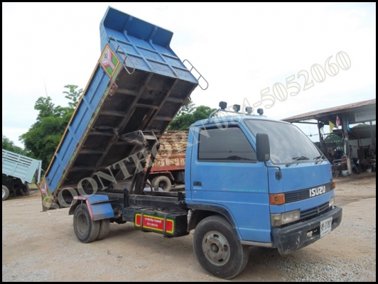 ขายด่วน รถบรรทุก 6 ล้อดั้ม ISUZU NPR66  120 แรง รถสภาพเดิมๆ สวยพร้อมใช้งาน ราคาสุดคุ้ม