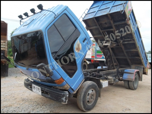 ขายด่วน รถบรรทุก 6 ล้อดั้ม ISUZU NPR66  120 แรง รถสภาพเดิมๆ สวยพร้อมใช้งาน ราคาสุดคุ้ม