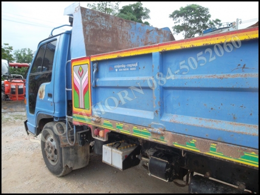 ขายด่วน รถบรรทุก 6 ล้อดั้ม ISUZU NPR66  120 แรง รถสภาพเดิมๆ สวยพร้อมใช้งาน ราคาสุดคุ้ม