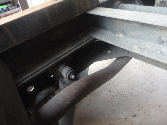 ขายรถบรรทุก 6ล้อดัมพ์ ISUZU NPR 120แรงม้าฝาขาว