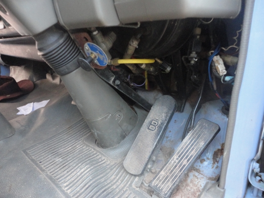 ขายรถบรรทุก 6ล้อดัมพ์ ISUZU NPR 120แรงม้าฝาขาว