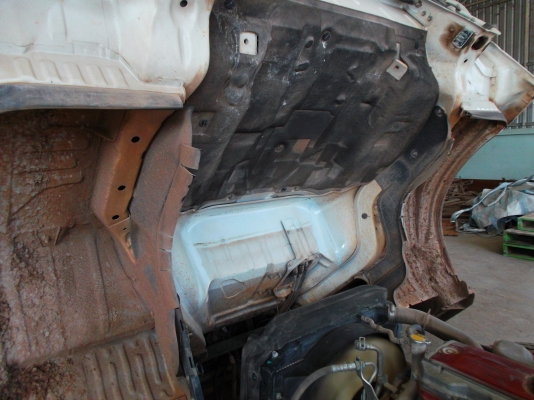 ขายด่วนรถ6ล้อครั้มHINOดูโท้เครือง136แรงม้าปี51