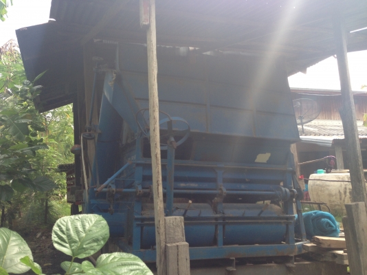 ขายรถไถ FORD- 6600 - 1 เพลา มีภาพวีดีโอ แถมฟรีตู้นวดข้าวเกษตรพัฒนา พวงรถไถ ตู้4ฟตปี38 หมายเลขเครื่อง T3-D5NN เครื่องดี หมายเลขเกียร์ D9NN หมายเลขท้ายเบาะ D6NN อุปกรณ์มี ใบมีดดันหน้า ผาน 7 สภาพพร้อมใช้งานได้เลย เอกสารเล่มทะเบียน สนใจติดต่อ คุณ ชัยยา สตึก โ