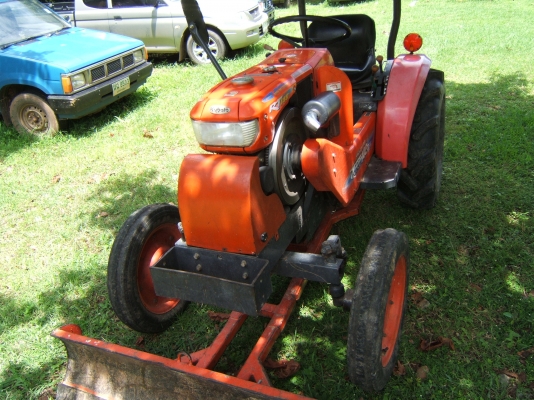 คูโบค้า KRT 140 นั่งขับ PTO พร้อมใบดันดินและผาน3