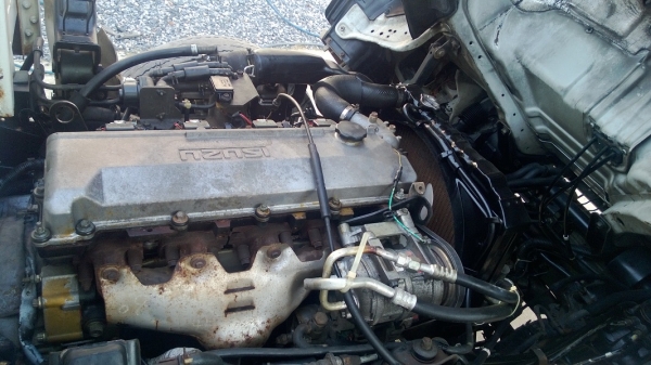 ขายรถที่บ้านพร้อมใช้ ทะเบียนครบ พร้อมโอน ปี05 ป้ายเล็กไม่ติดเวลา เครื่อง 4HG1  LPG แท้ๆ โรงงานแน่นๆ 135 แรงม้าเกียใหญ่คัทซี  NKR 71 E หกล้อใหญ่บึ้กๆ สวยทั้งเส้น